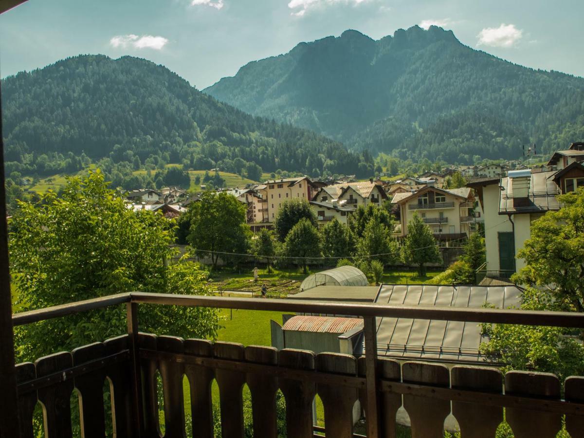 La Finestra Sulle Dolomiti - The Window To The Dolomites Apartment เฟียรา ดี พรีเมียโร ภายนอก รูปภาพ
