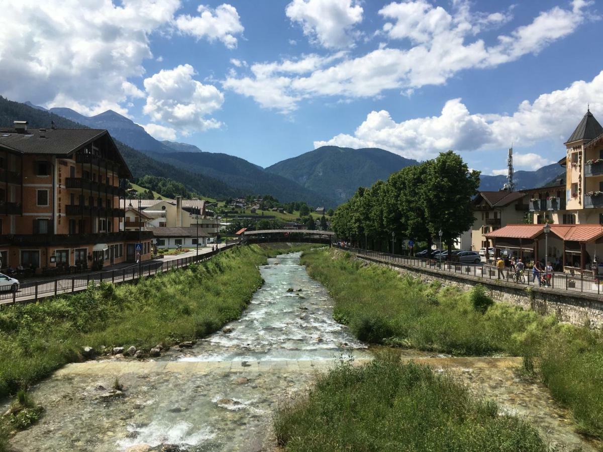 La Finestra Sulle Dolomiti - The Window To The Dolomites Apartment เฟียรา ดี พรีเมียโร ภายนอก รูปภาพ